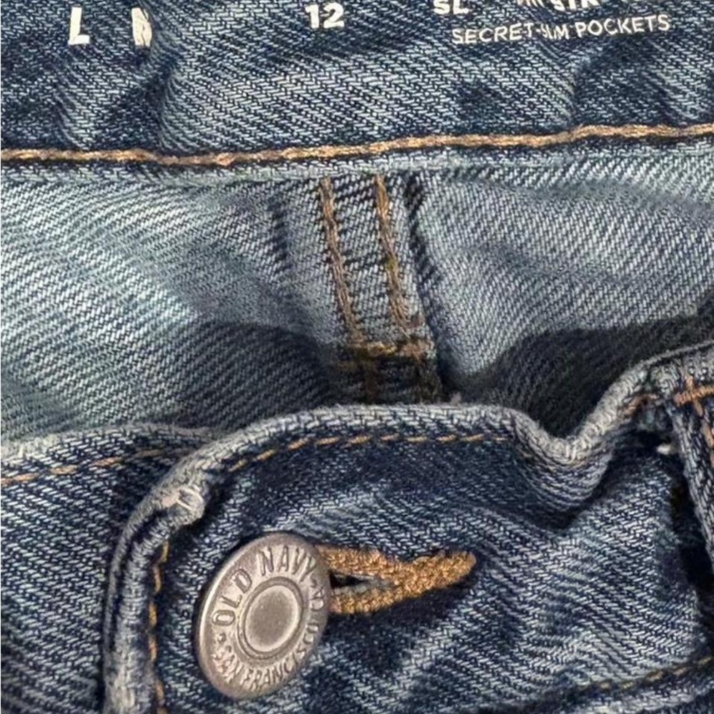 Old Navy Women's High Rise Distressed Blue Jeans - Picture 4 of 4